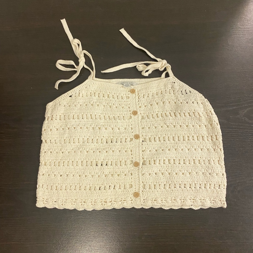Womens American Eagle, cream crochet top, size medium.